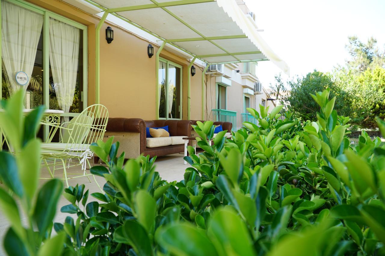 R+ Hotel By Rooms Çeşme Exterior photo